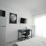 Couples Cozy Seaside 아파트 *