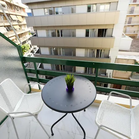 Couples Cozy Seaside Apartamento Loutráki