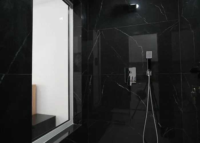 Couples Cozy Seaside Apartament *