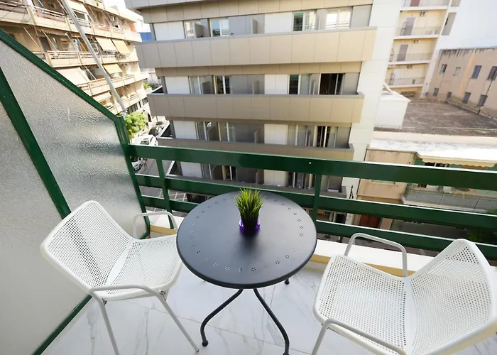 Couples Cozy Seaside Apartamento Loutráki